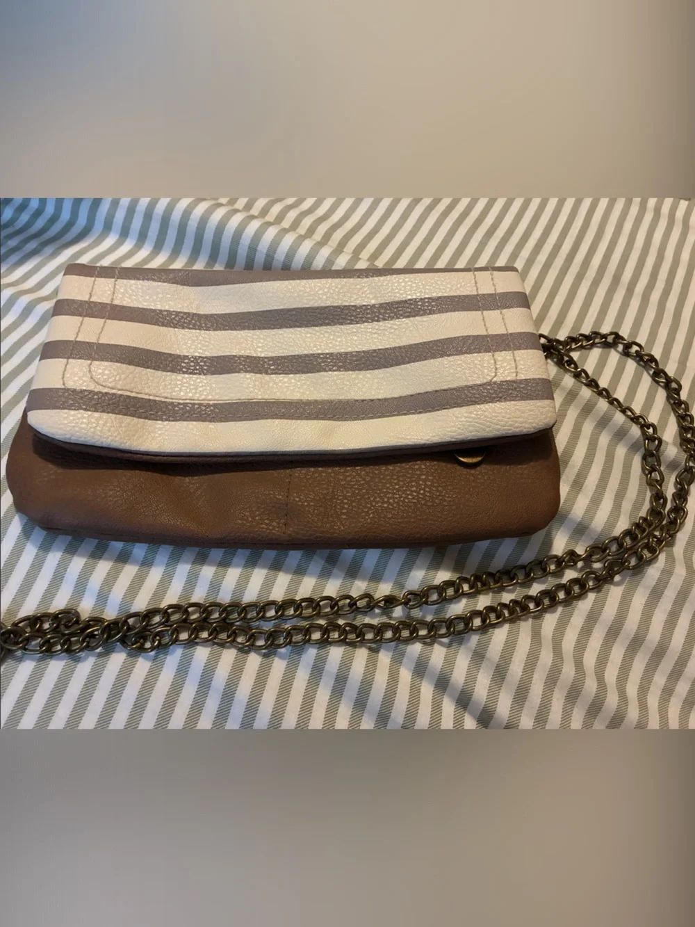 Maurices Clutch